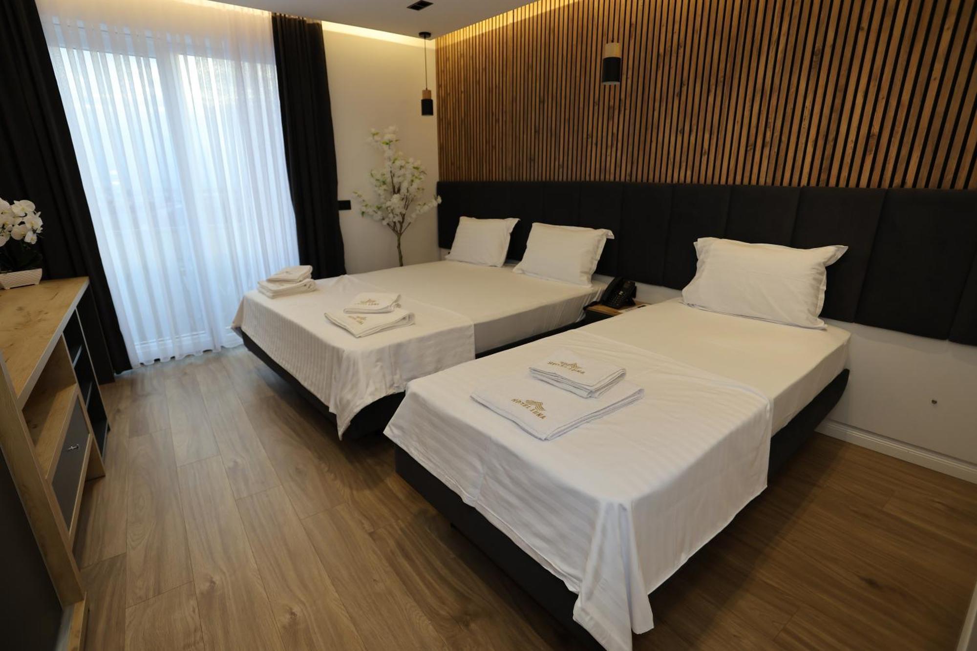 Hotel Luna Призрен Экстерьер фото