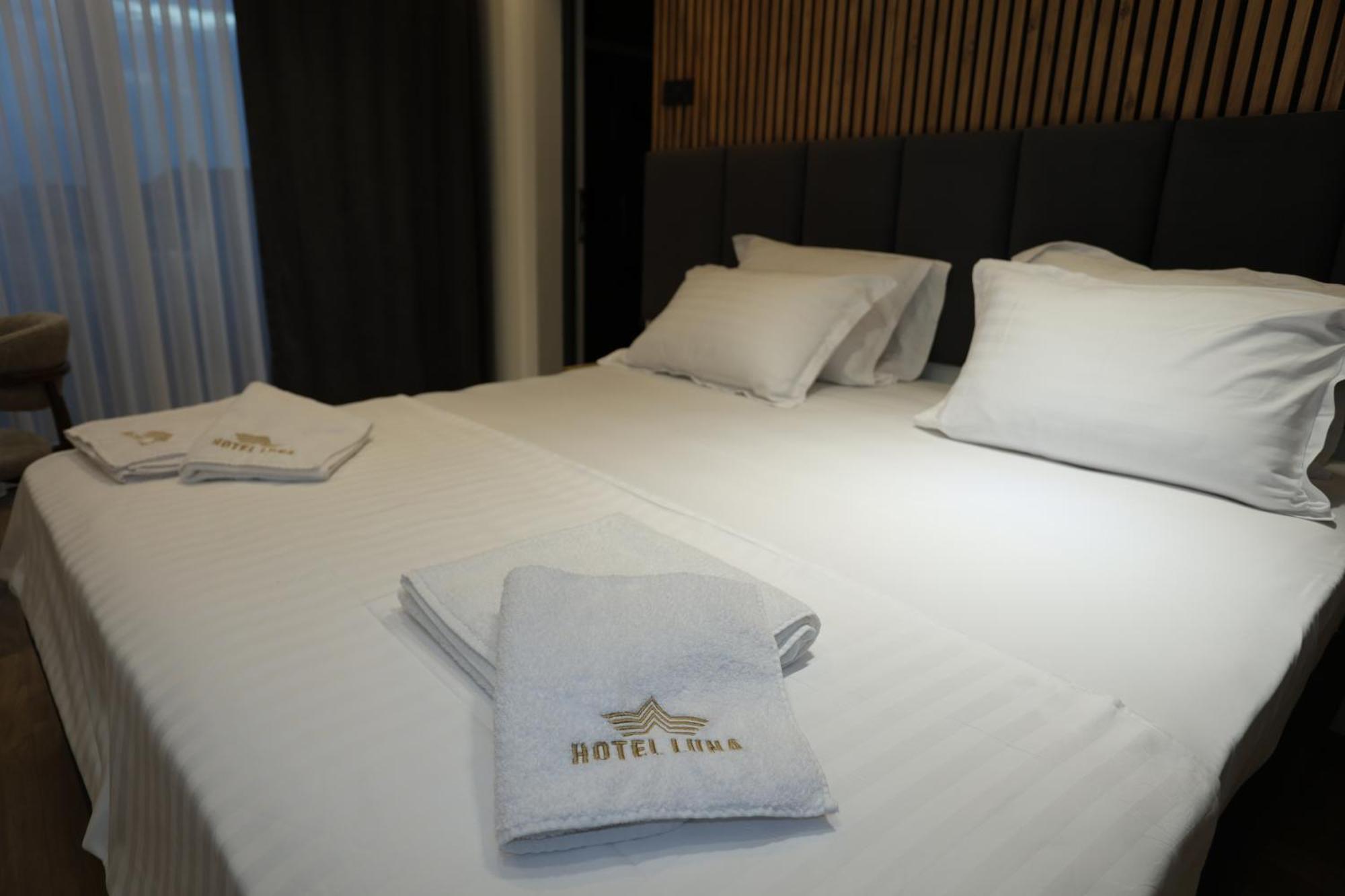 Hotel Luna Призрен Экстерьер фото